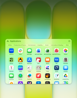 Écran de MacBook Neo avec la fenêtre Applications contenant une grande variété d’apps